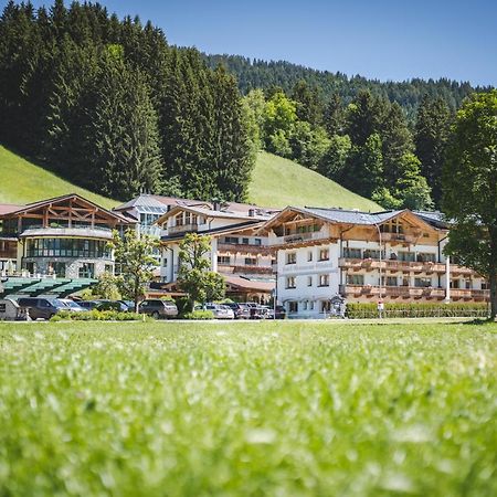 Hotel Elisabeth, 4 Sterne Superior キルヒベルク・イン・チロル エクステリア 写真