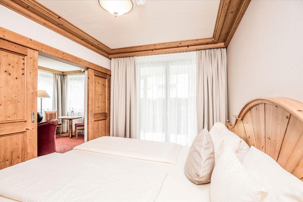 Hotel Elisabeth, 4 Sterne Superior キルヒベルク・イン・チロル エクステリア 写真