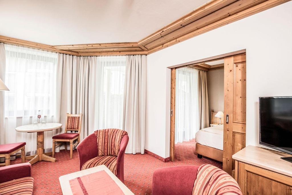 Hotel Elisabeth, 4 Sterne Superior キルヒベルク・イン・チロル エクステリア 写真