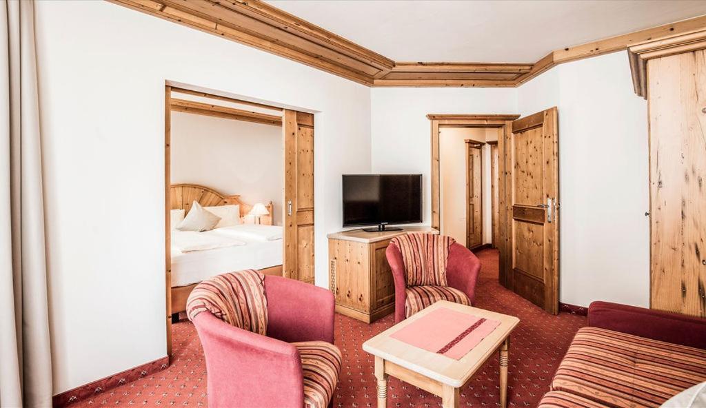 Hotel Elisabeth, 4 Sterne Superior キルヒベルク・イン・チロル エクステリア 写真