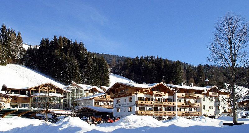 Hotel Elisabeth, 4 Sterne Superior キルヒベルク・イン・チロル エクステリア 写真